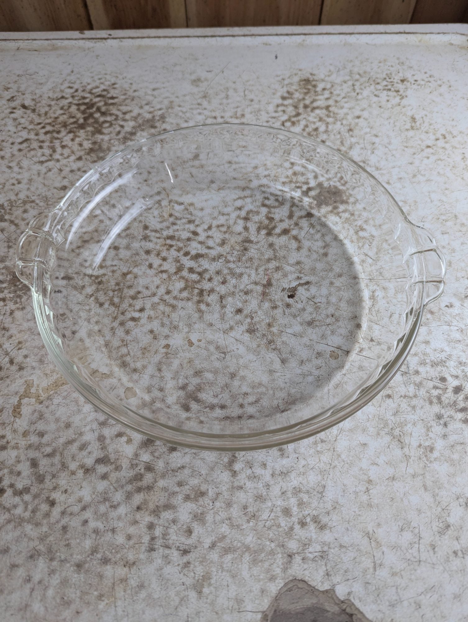 Vintage Pyrex 229 9.5