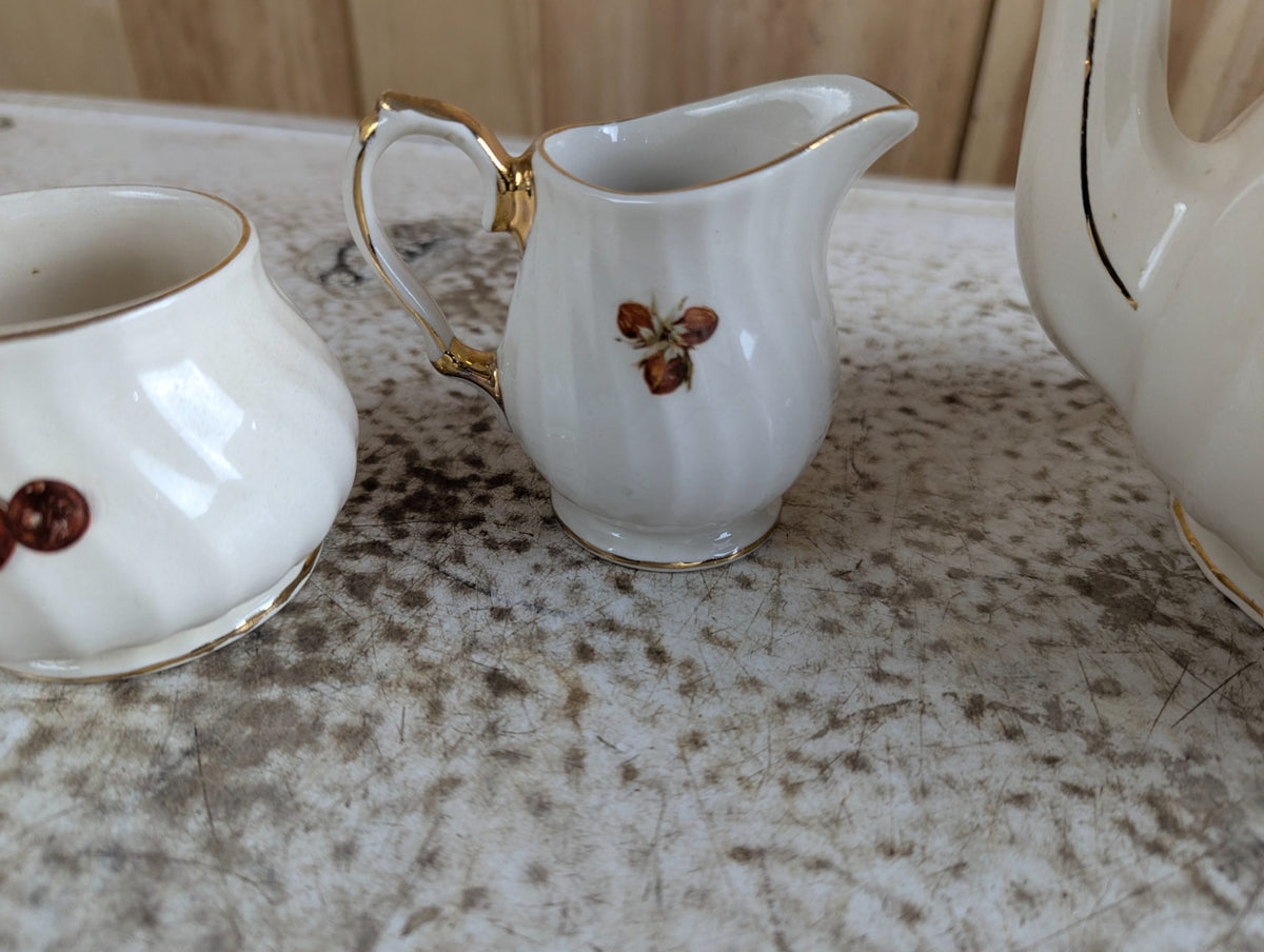 5 Piece Vintage Sadler Swirl Ceramic Teapot, Cream, Sugar, Salt and Pepper, with Fruit Print and Gold Trim