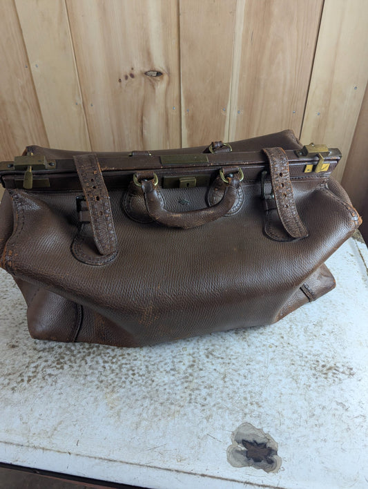 Antique 1910s Henry Likly & Co Leather Gladstone Doctor's Bag