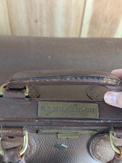 Antique 1910s Henry Likly & Co Leather Gladstone Doctor's Bag