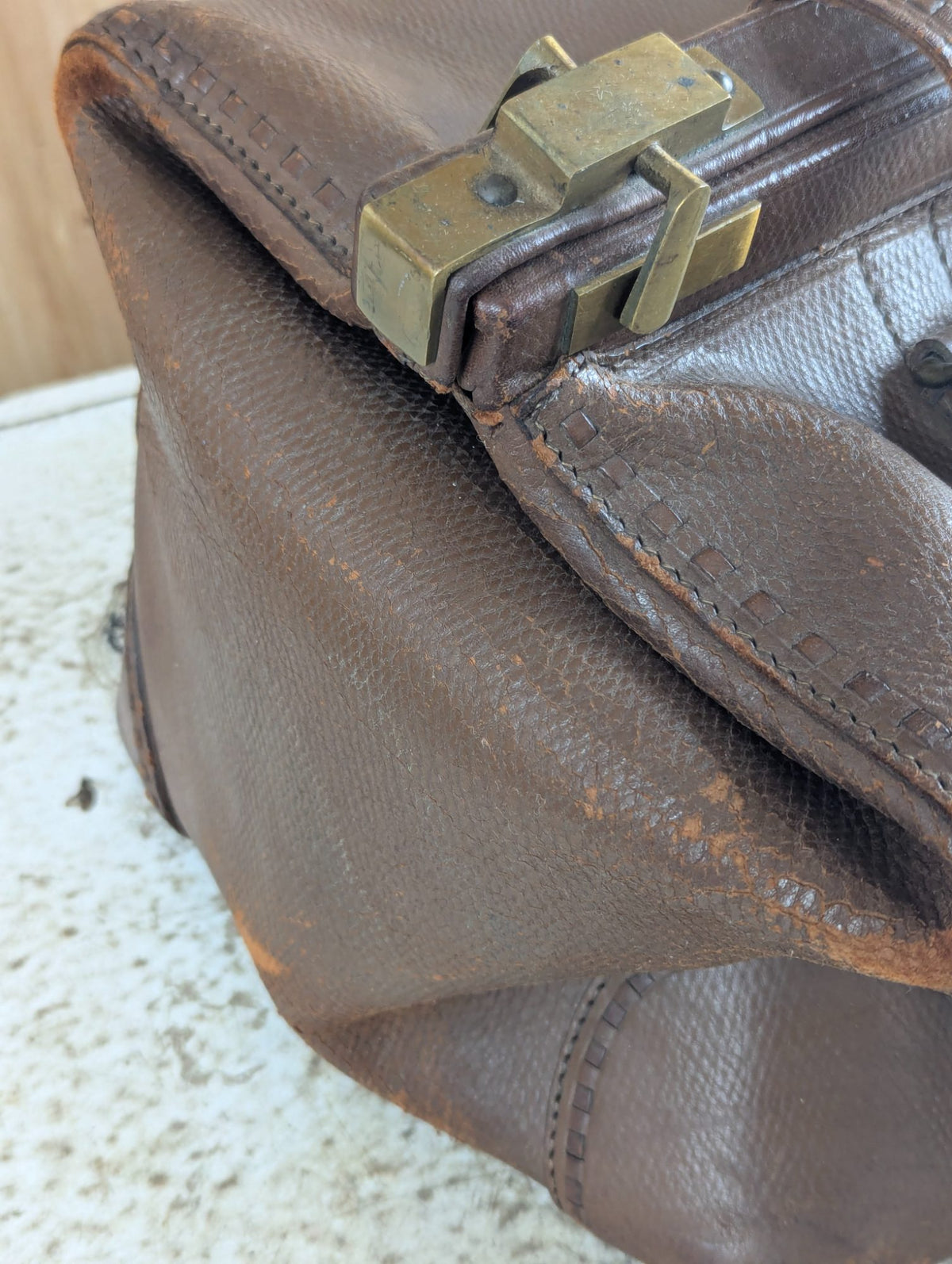 Antique 1910s Henry Likly & Co Leather Gladstone Doctor's Bag