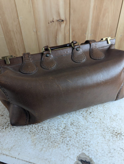 Antique 1910s Henry Likly & Co Leather Gladstone Doctor's Bag