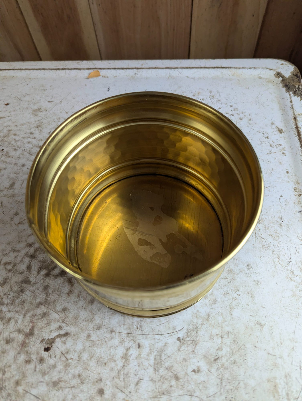Hammered Brass Planter 6"