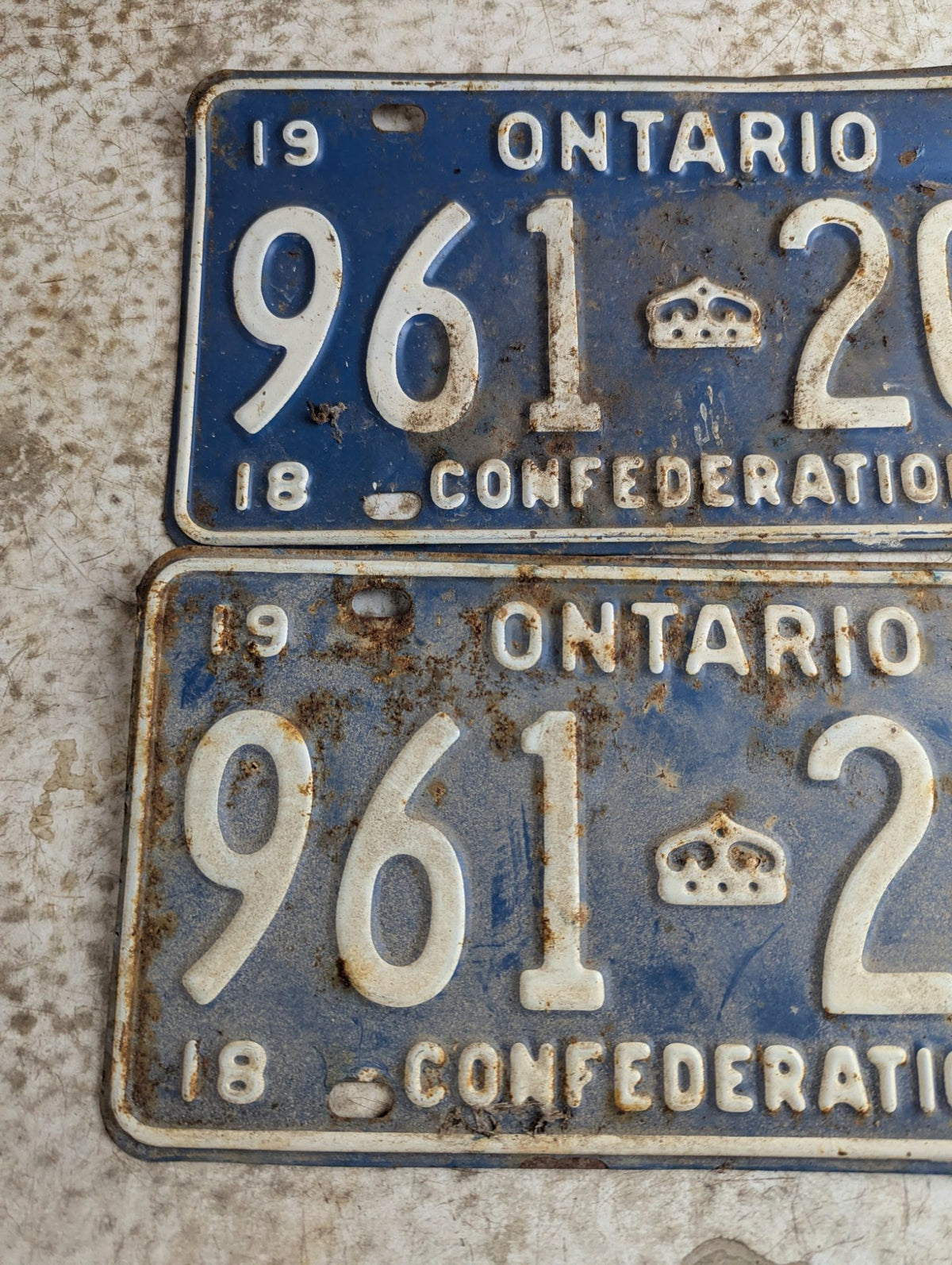Matching Pair of 1967 Ontario Confederation License Plates '96120A'