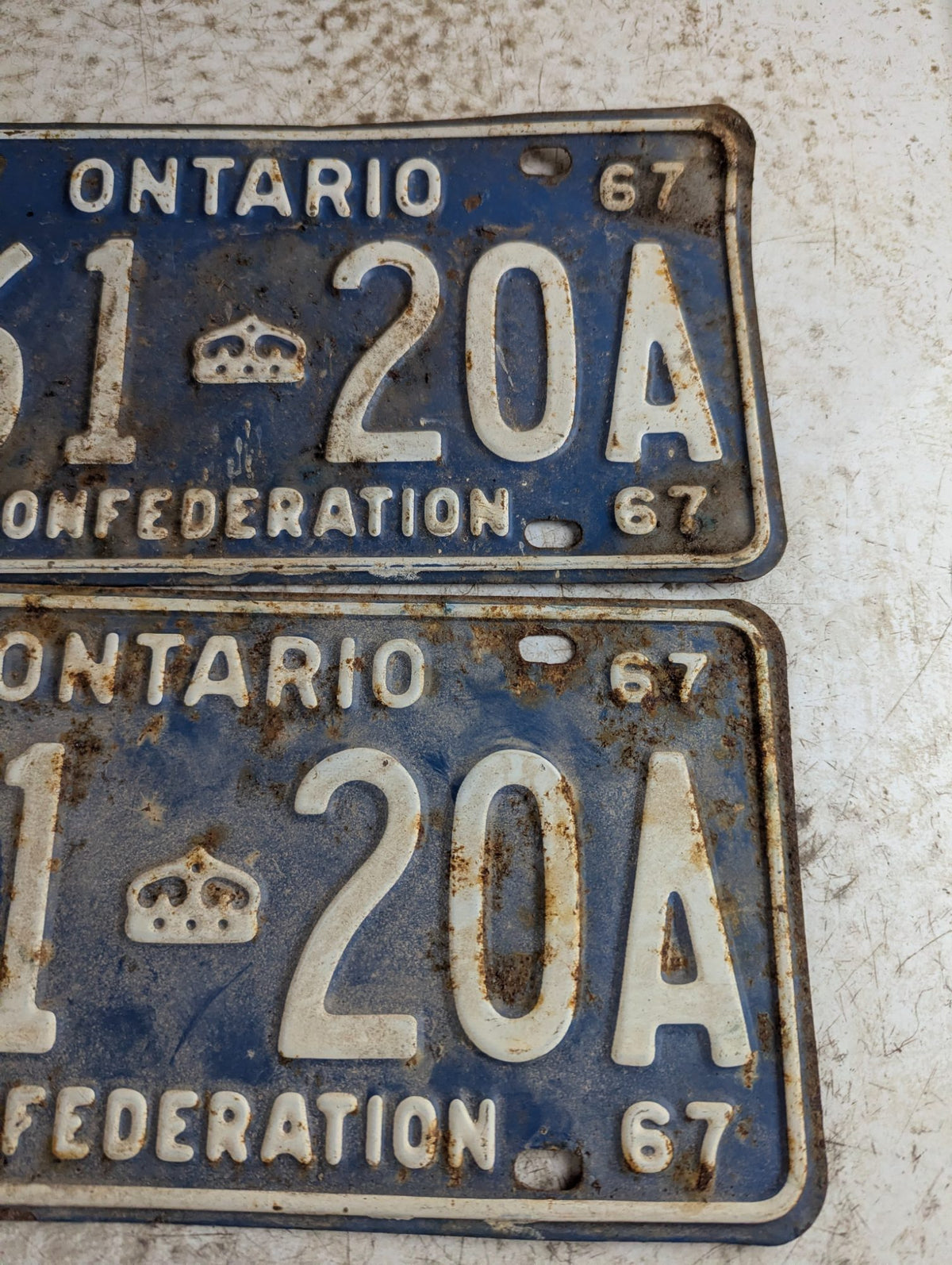 Matching Pair of 1967 Ontario Confederation License Plates '96120A'