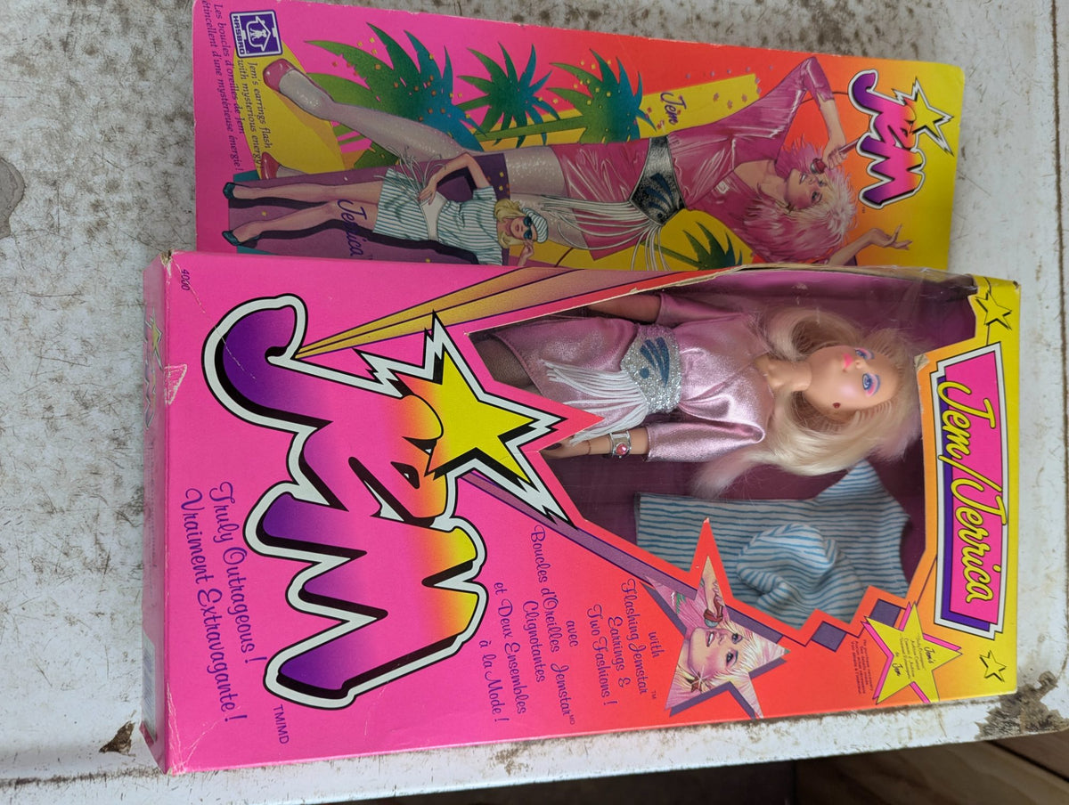 1985 Hasbro Jem Jerrica "Truly Outrageous" Doll - Complete in Opened Box