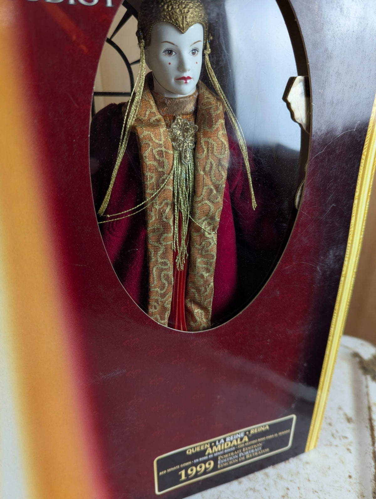 1999 Hasbro Star Wars Episode I Wueen Amidala Red Senate Gown Portrait Edition Doll - NRFB