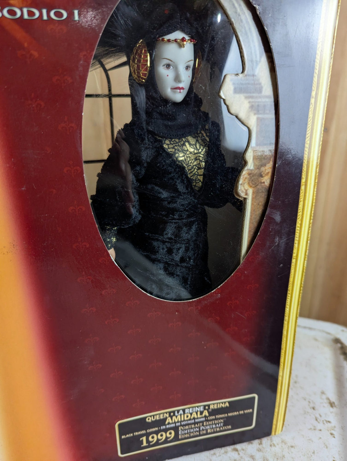 1999 Star Wars Episode I Queen Amidala Black Travel Gown Portrait Edition Doll Hasbro - NRFB - Damaged Box