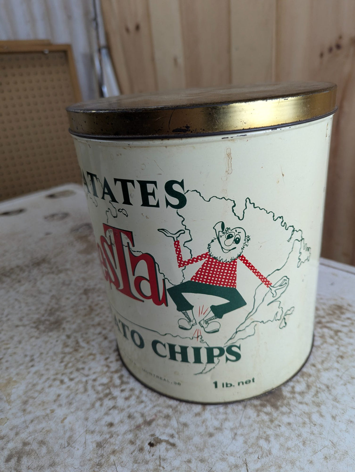 1950s Patates Fiesta Potato Chips Montreal 1lb Tin