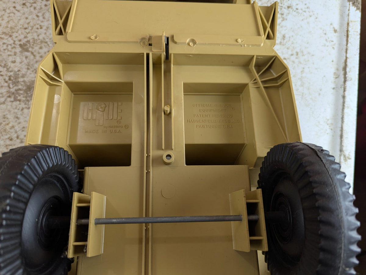 1971 Hasbro G.I. Joe Adventure Team Desert Jeep Toy