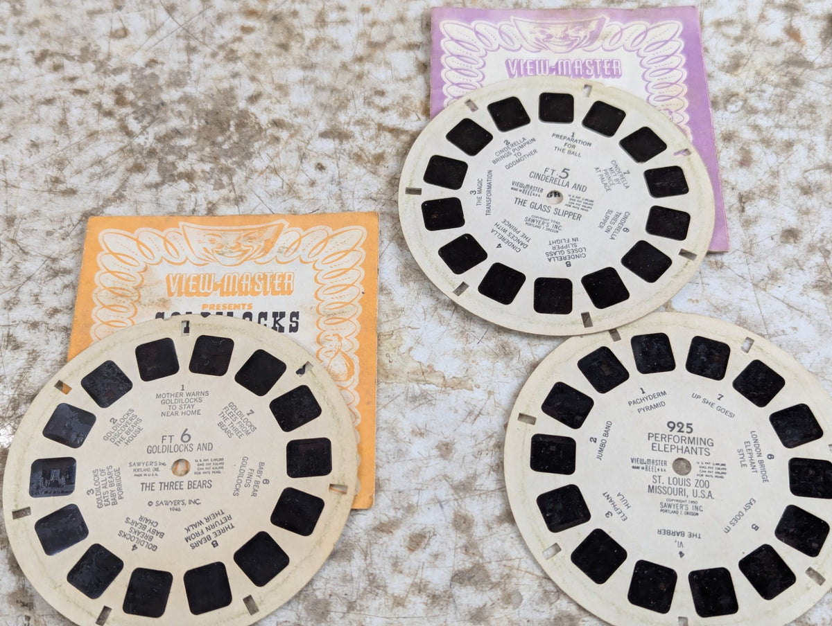 1940s Sawyer's View-Master Black Bakelite with 10 Reels