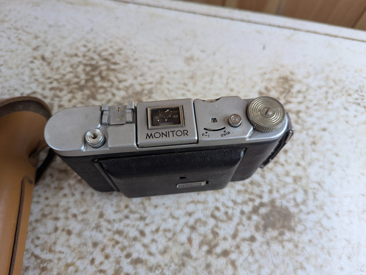 1940s Kodak Monitor Six-20 Folding Camera and Leather Case