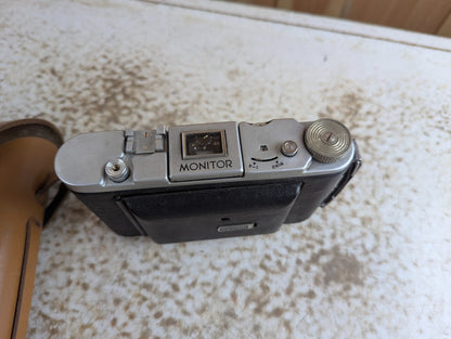 1940s Kodak Monitor Six-20 Folding Camera and Leather Case