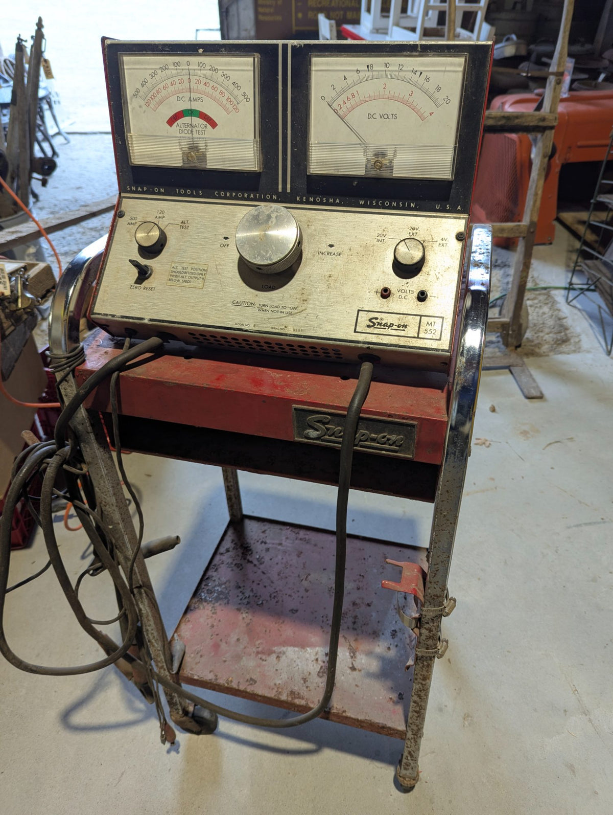 Vintage Snap-on MT-552 Battery Alternator Starter Load Tester on Rolling Cart - Voltmeter Works