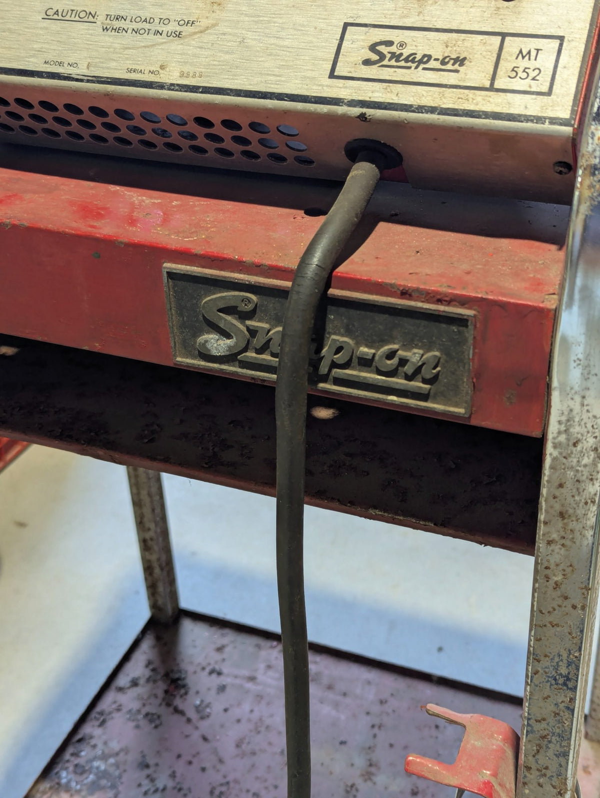 Vintage Snap-on MT-552 Battery Alternator Starter Load Tester on Rolling Cart - Voltmeter Works