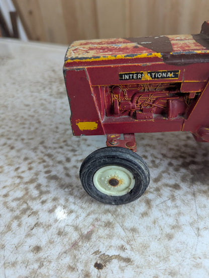 1960s ERTL International Harvester 1:16 Die-cast Metal Farm Tractor.