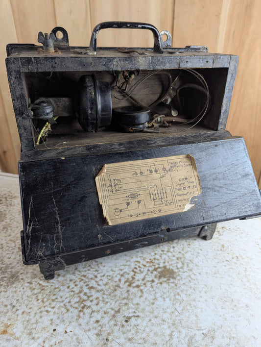 Northern Electric Canadian Pacific Railway CPR Signal Shop Service Telephone 13" x 5" x 13"