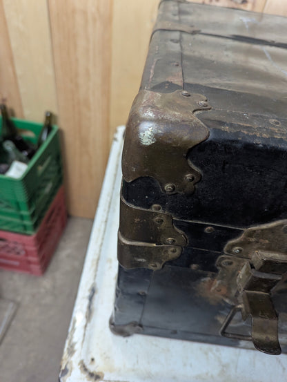 1930's Langmuir Emelite Steamer Trunk - view 4
