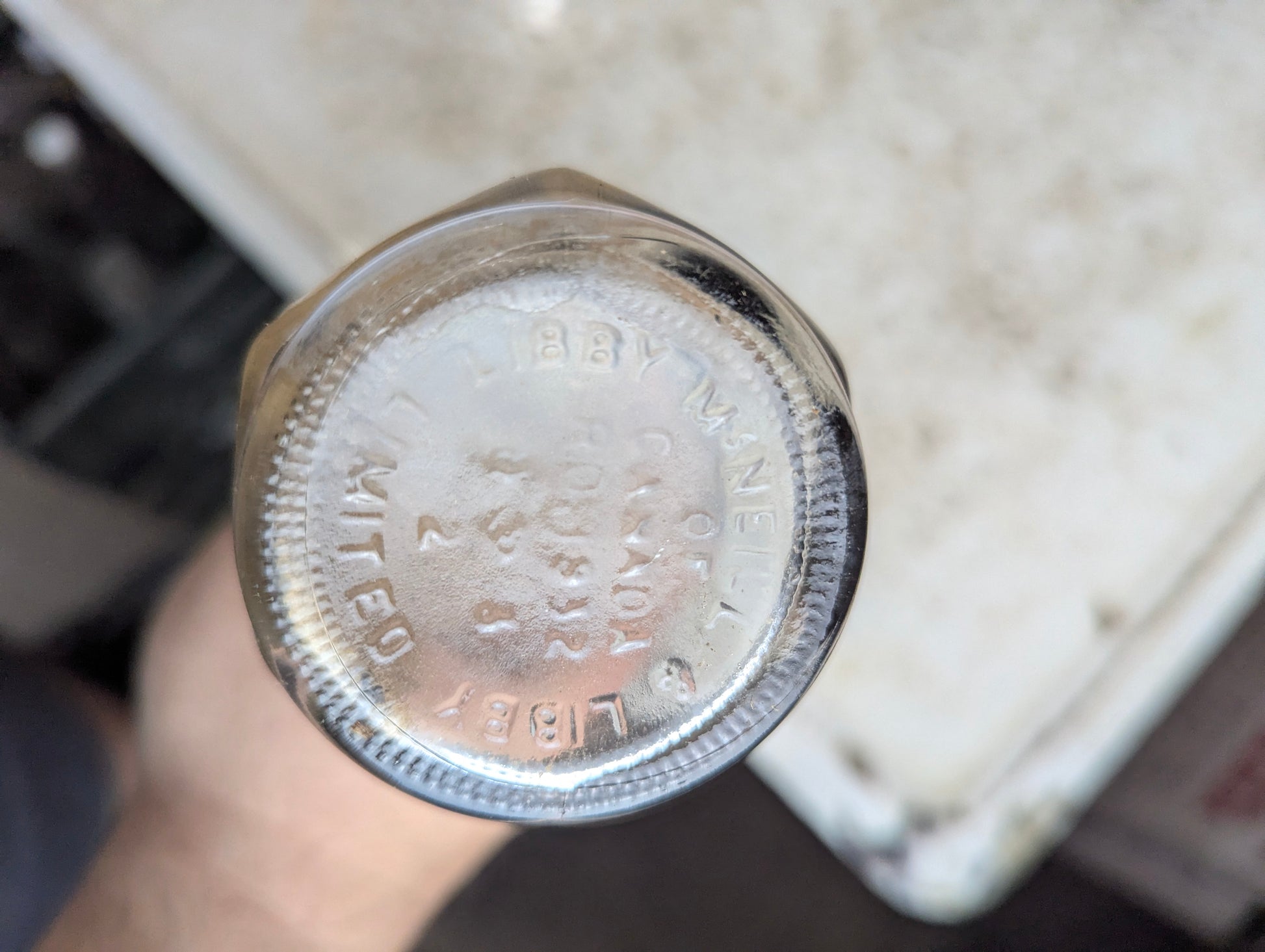 1930’s Libby’s Glass Tomato Catchup Bottle with Original Cap - view 4
