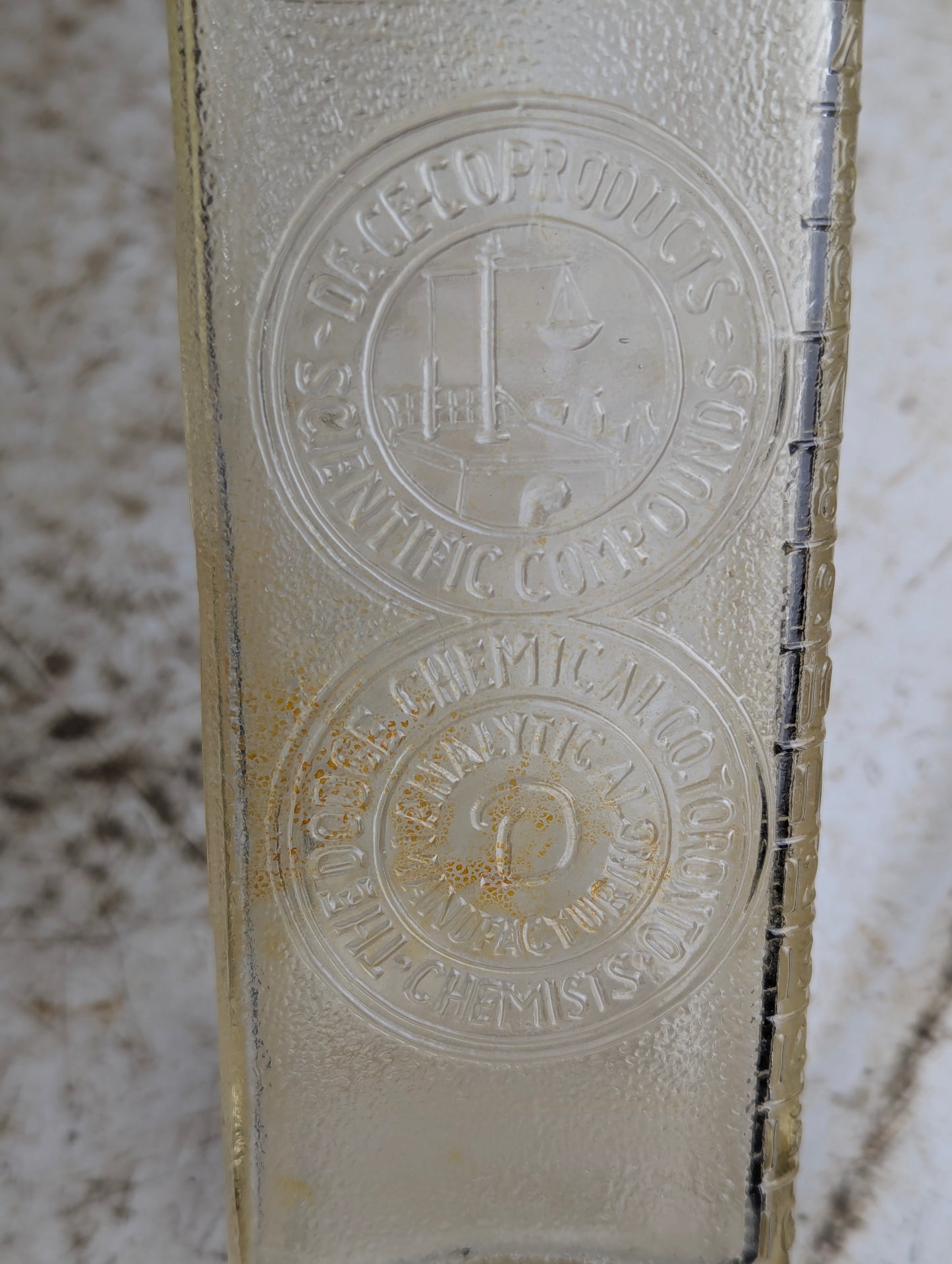 1930s De Ce-Co Dodge Chemical Embalming Fluid Bottle - view 4