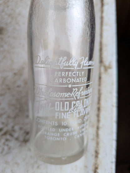 1940s Old Colony Beverages 10oz Clear Glass ACL Soda Bottle - view 4