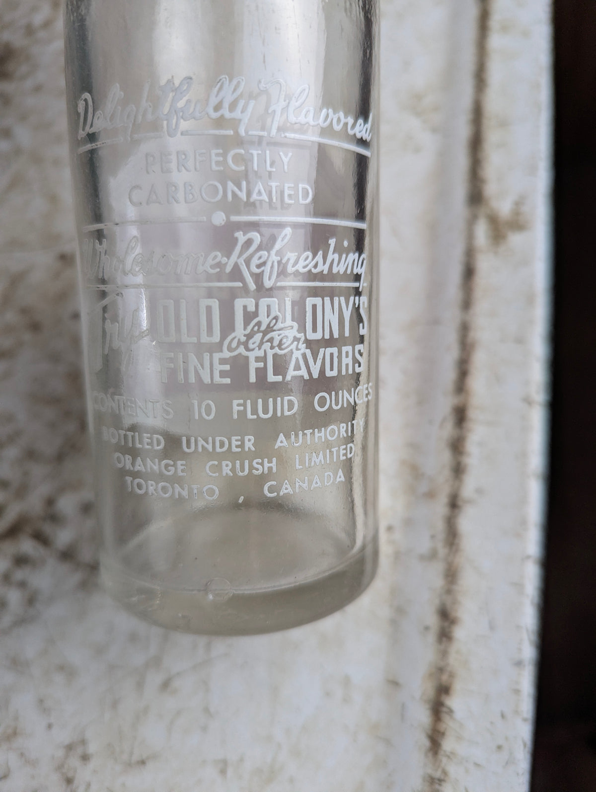 1940s Old Colony Beverages 10oz Clear Glass ACL Soda Bottle - view 5