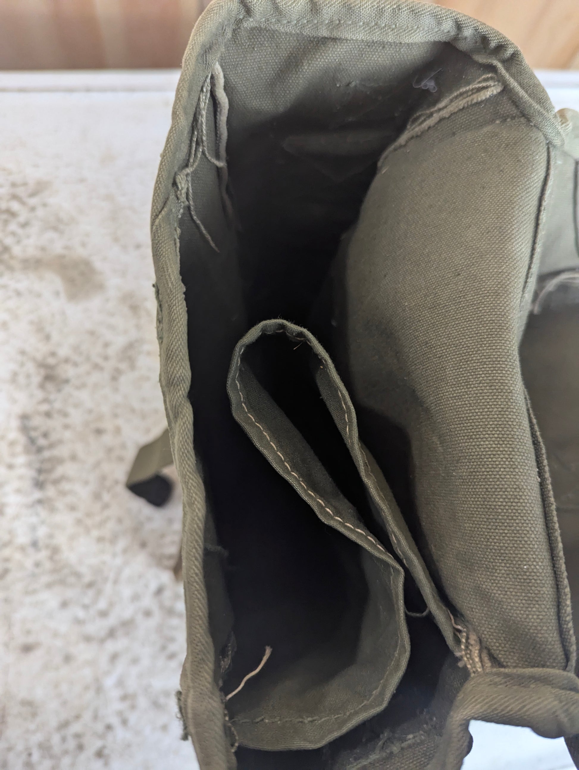 1945 WW2 Cleve Canvas US Military Ammo Bag - view 4