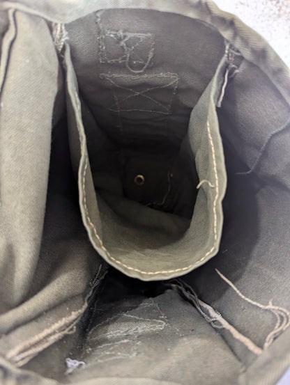 1945 WW2 Cleve Canvas US Military Ammo Bag - view 5