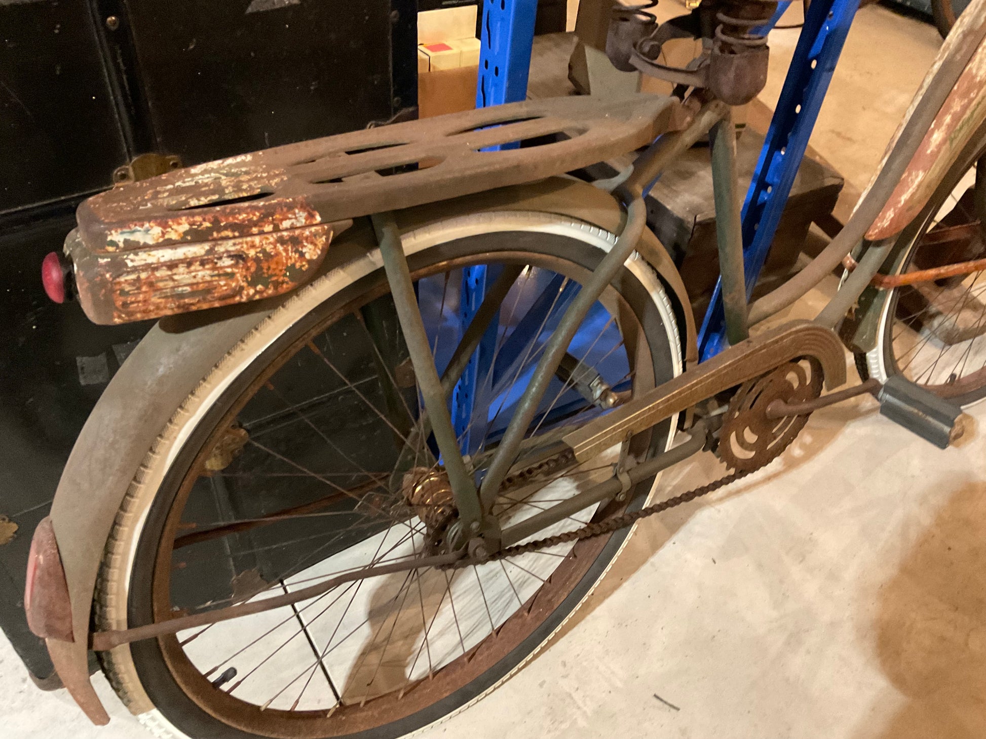 1950 JC Higgins Step Thru Bicycle - view 3