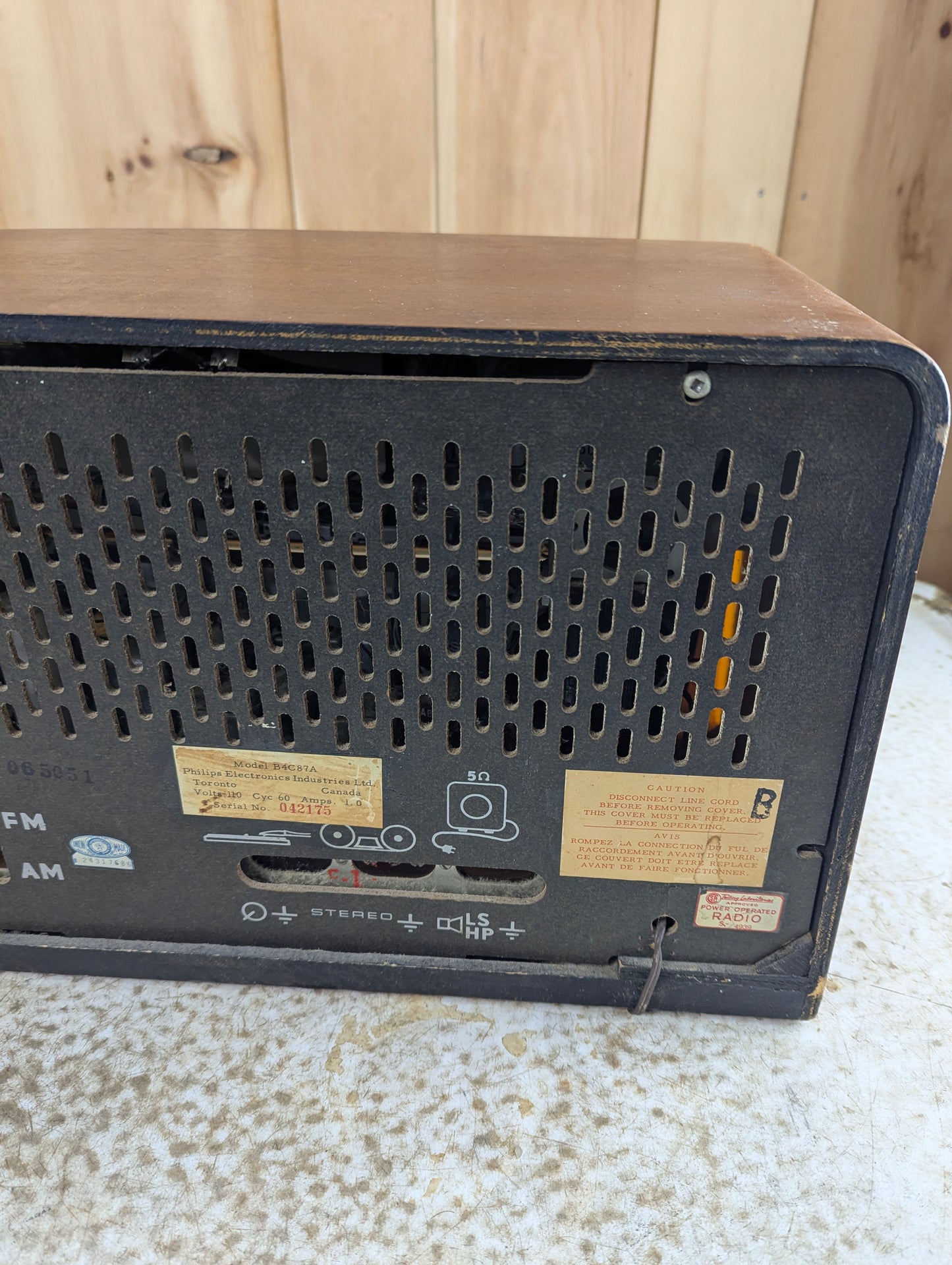 1958 Philips Model B4C87A AM/FM Tube Radio - view 5