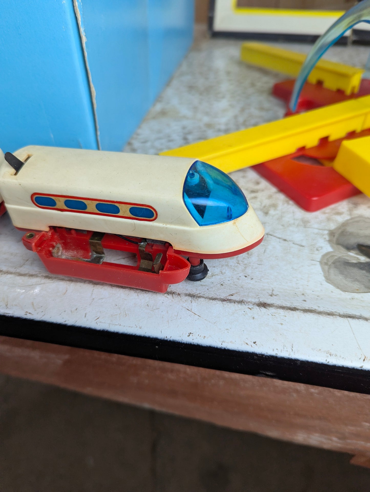 1960’s Mono-Express Toy Monorail Compete Set in Original Box - view 4
