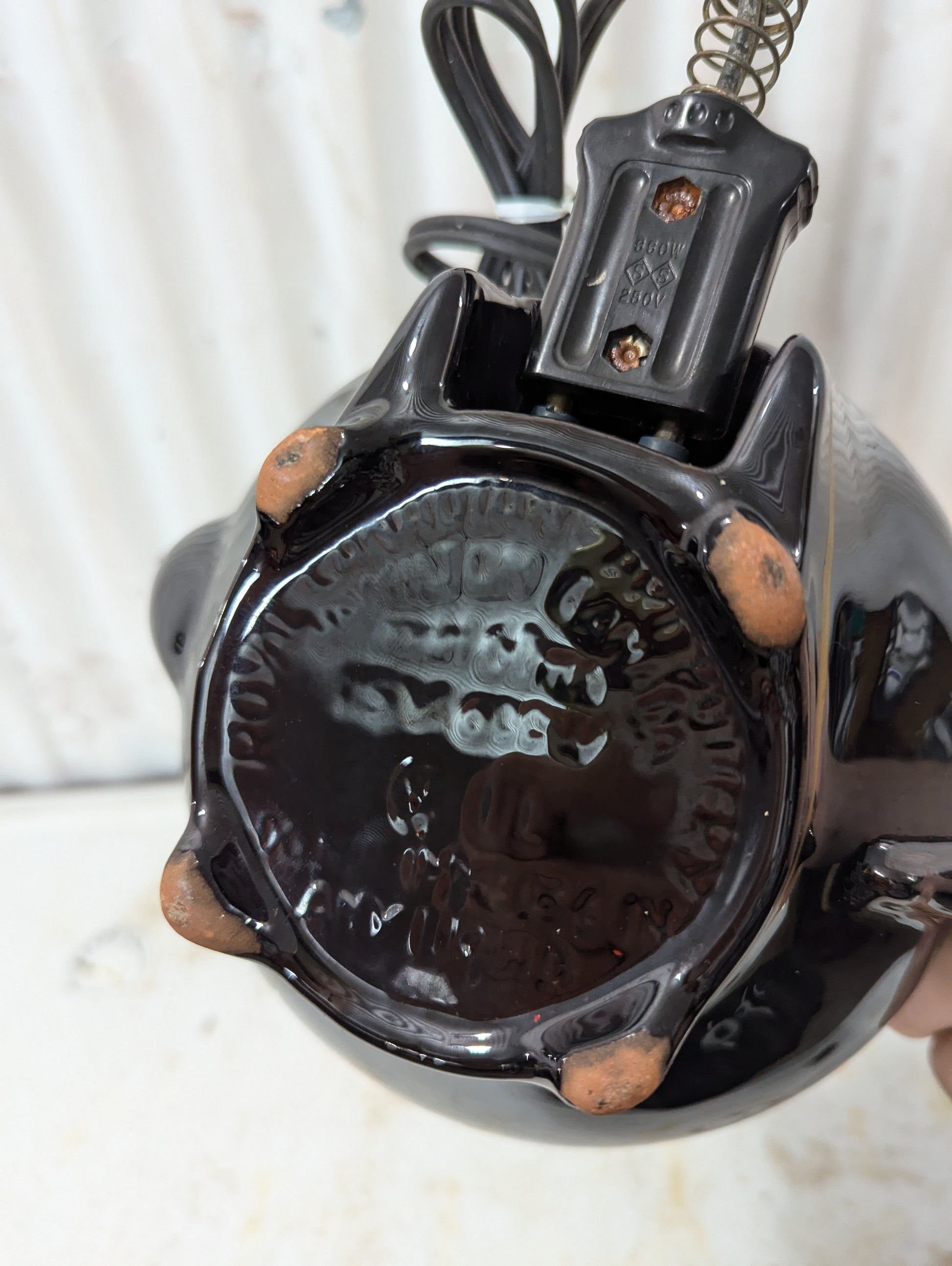 1960’s Royal Canadian Art Pottery Electric 5 Cup Teapot - view 4