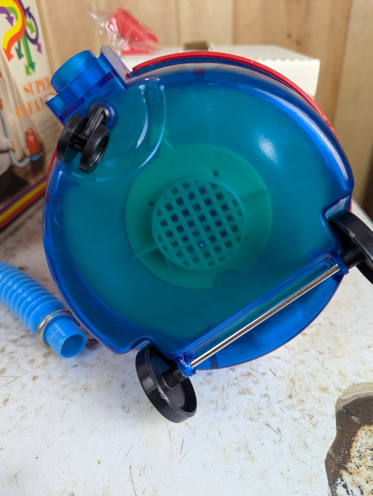 1970’s Vintage Ray’s Super Cleaner Vacuum - view 4