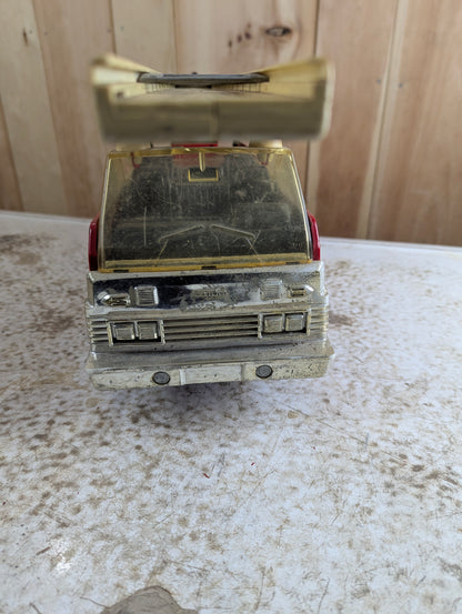 1970s Tonka Pressed Steel Aerial Swivel Ladder #2 Red Fire Truck - view 4