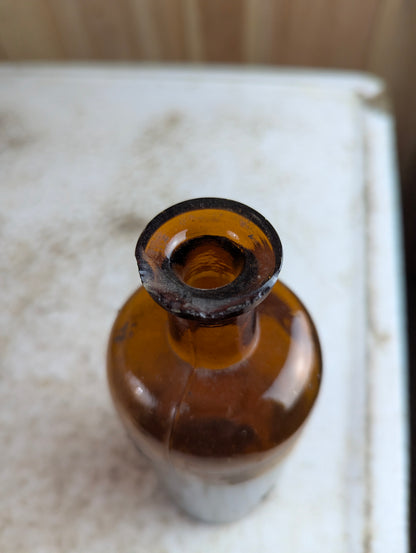19th Century E.B. Shuttleworth Chemical Company Amber Glass Sulfuric Acid Bottle - view 6