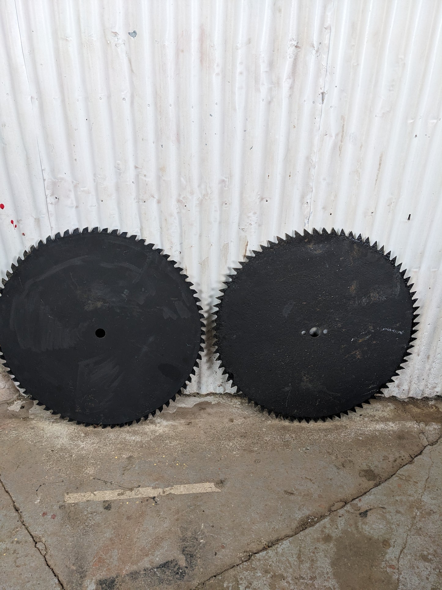 29” Saw Blade - view 2