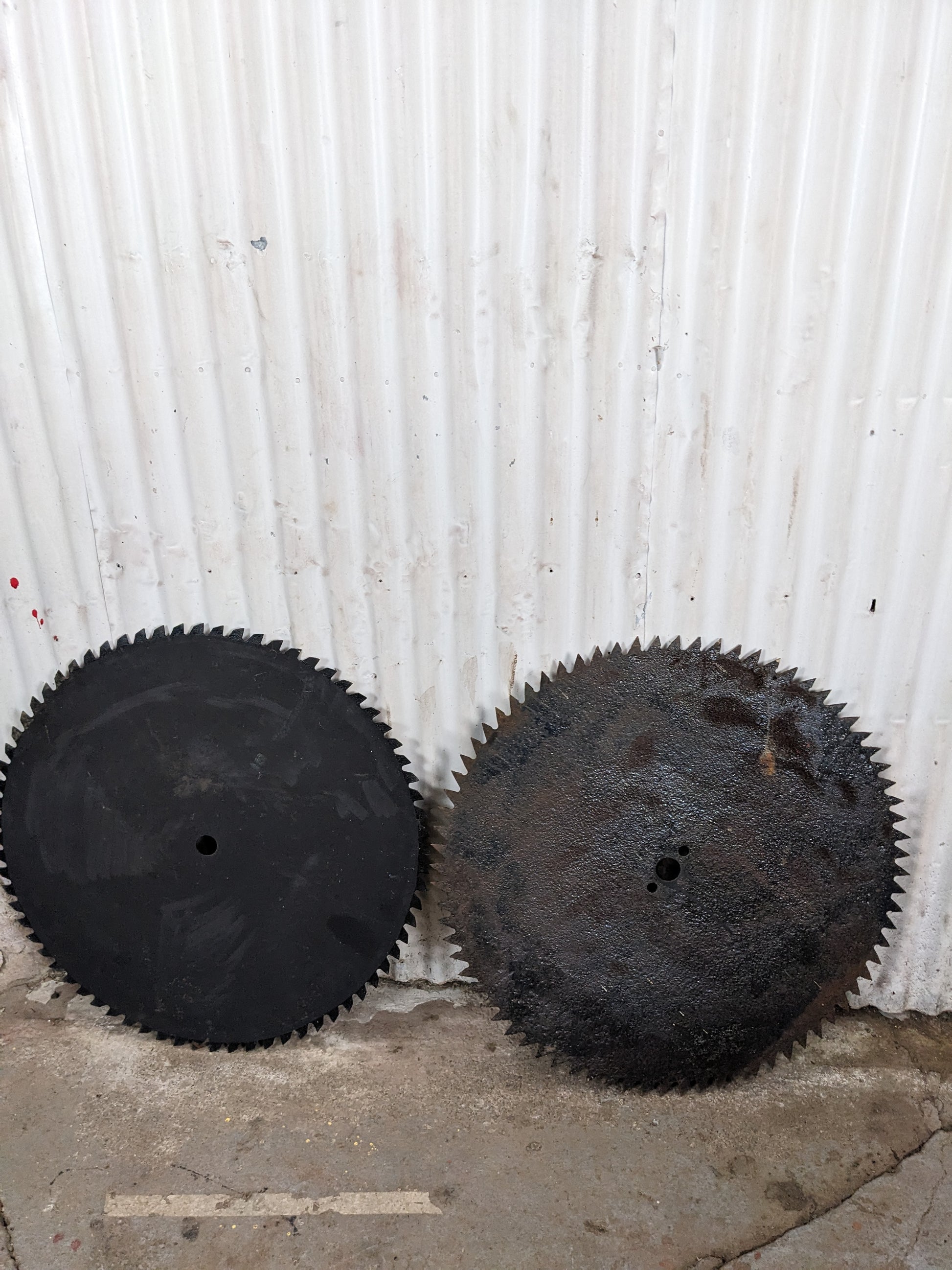 29” Saw Blade - view 3
