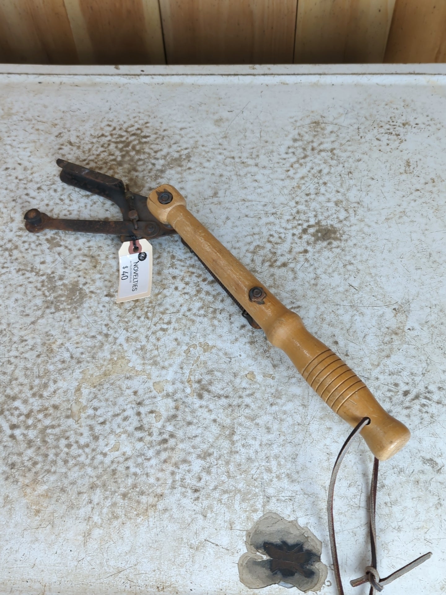 Vintage Hand Trap Clay Pigeon Thrower