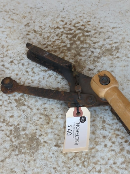 Vintage Hand Trap Clay Pigeon Thrower