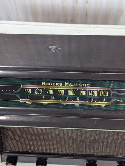 Late 1940’s Roger’s Majestc Radio
