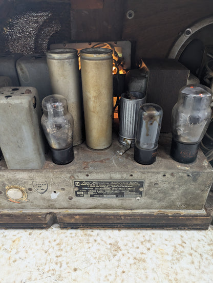 1936-37 Electrohome Phonola Radio