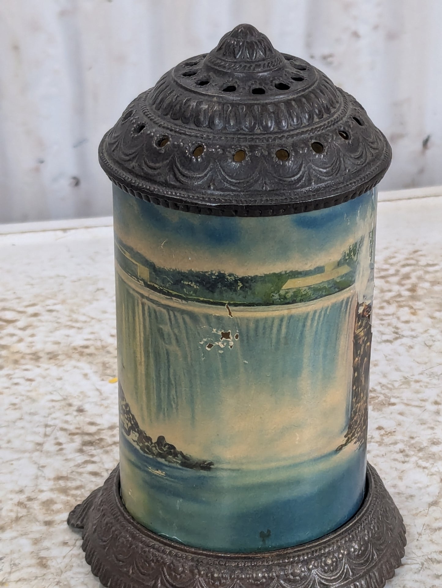 Early 1900’s Niagara Falls Scene-In-Action Motion Lamp - no socket