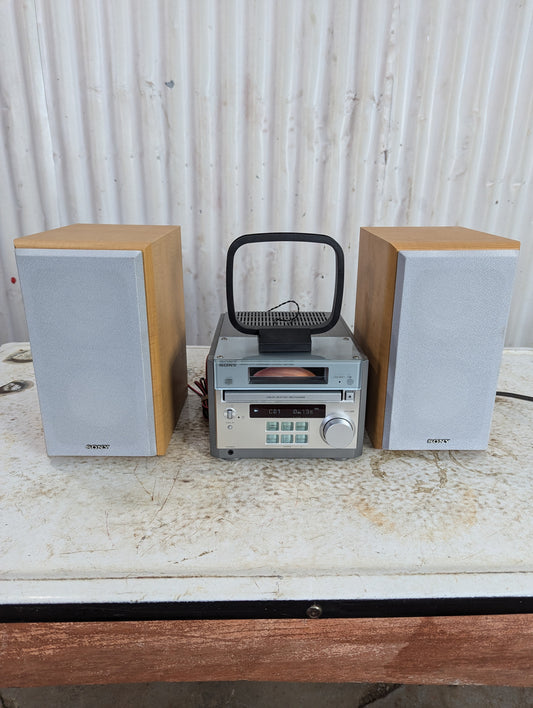 Sony Micro Hi Fi Component System CMT-RB5