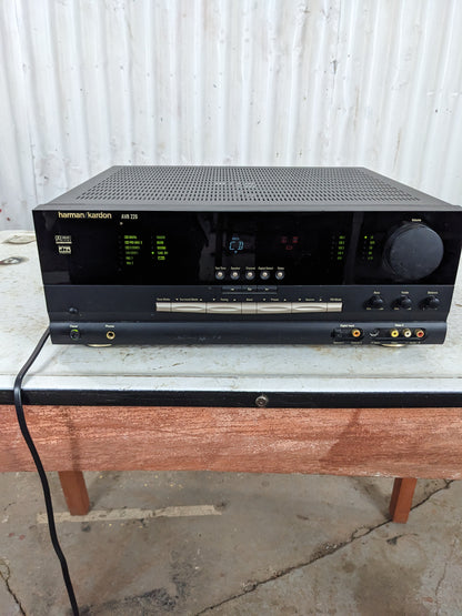 Harmon Kardon Receiver AVR220