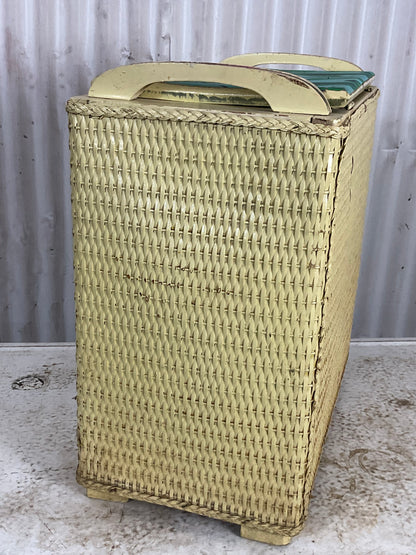 Retro Clothes Hamper