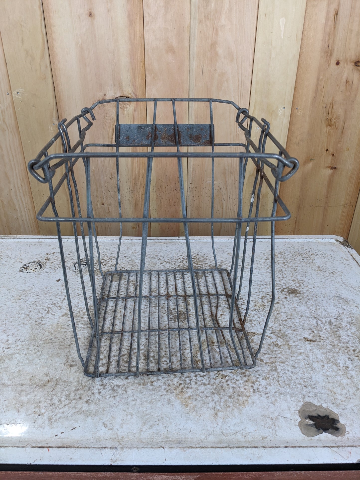 Vintage Burnbrae Farms Wire Egg Carton Holder