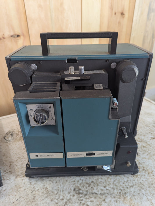 Bell and Howell Sound Film Projector Model 1552 - Needs Belt