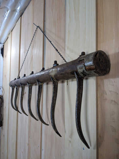 Vintage Harrow Wall Feature