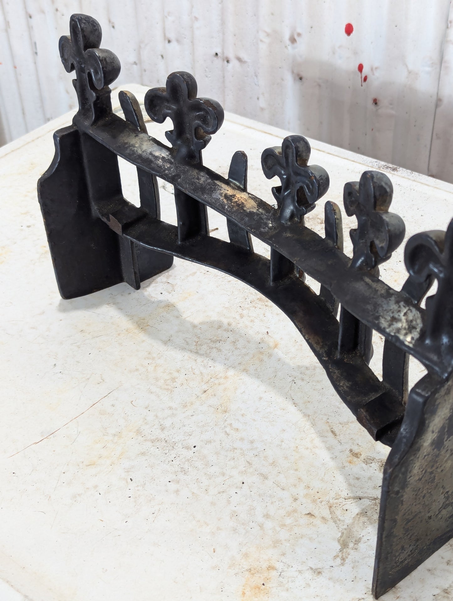 Antique Cast Iron Fleur de Lis Fireplace Fret