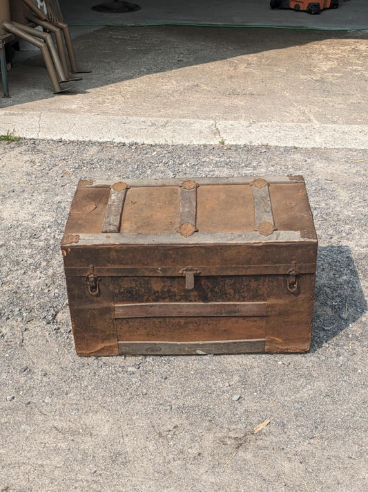 Rustic Trunk